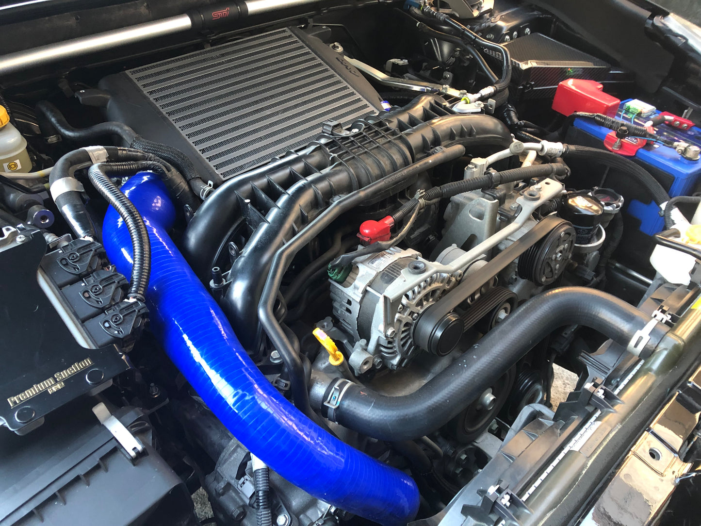 シリコン インテークパイプ (LEVOGE & WRX S4)